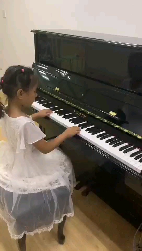琴童才露尖尖角，鼓励一下要不要👸
