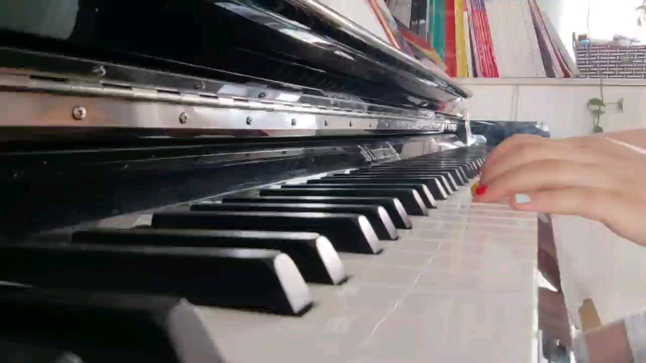 第一次弹，有错音，别喷🙏