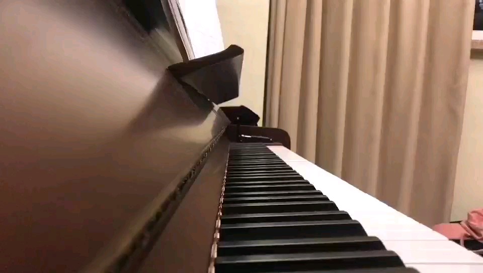 弹唱弹唱！
