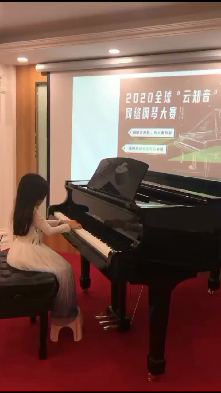 女儿学会的第一首曲子，愿你不忘初心，终得始终