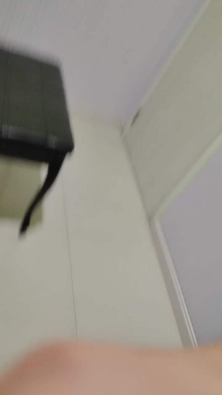 我是武汉大学工科硕士生，喜欢肖邦的曲子，喜欢典雅有格调的音乐氛围。