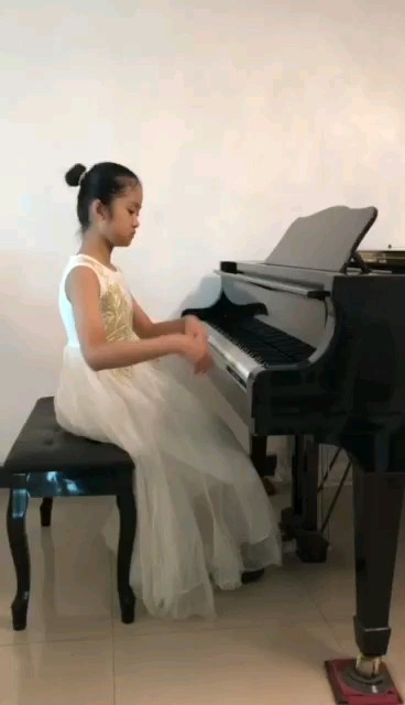 社员都是向阳花