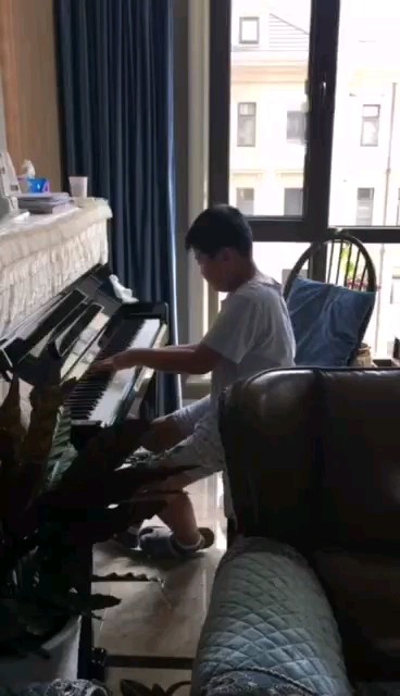 辉煌的大圆舞曲 辉煌的大圆舞曲