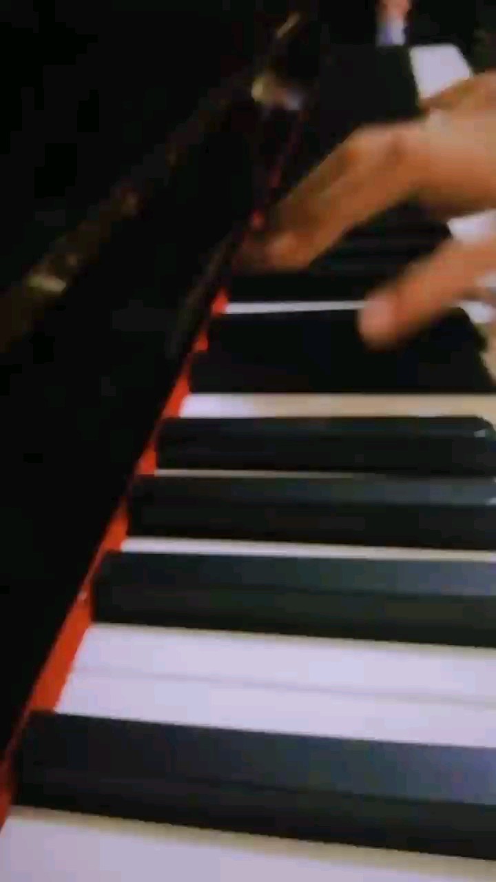 被埋葬的也不一定是糟糕的记忆，埋葬也不一定是一件坏事