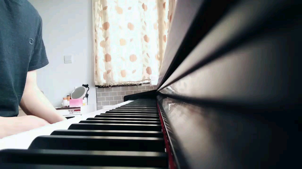 你一定要幸福-何洁〖简易动听〗