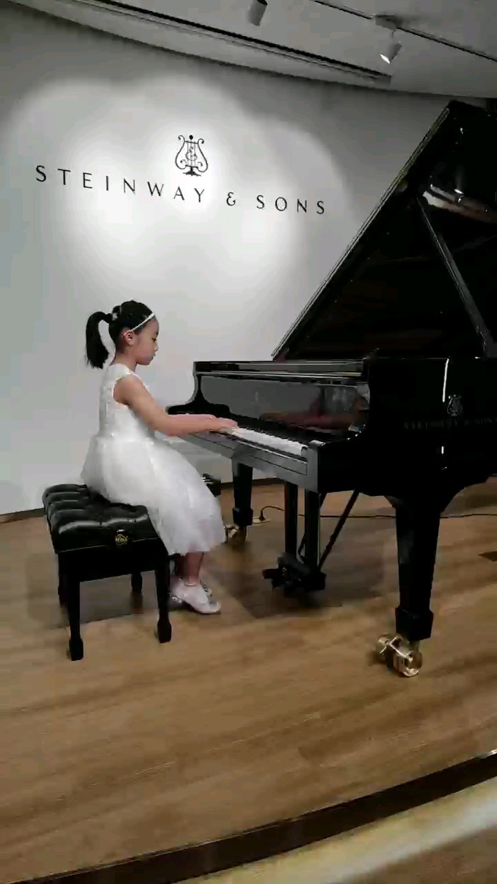 不涉教化，意蕴悠长，音乐与文学的结合堪称完美。