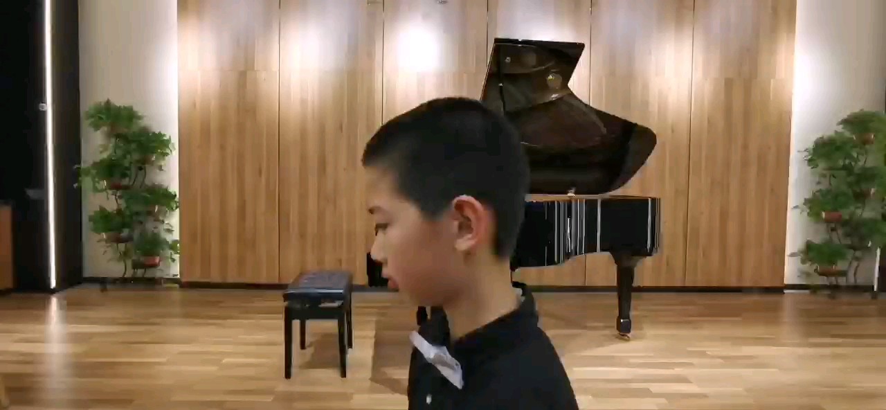 法国作曲家Francis Poulenc充满热情的一首作品。