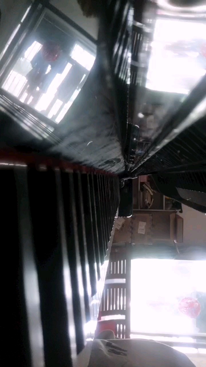 六年级的小屁孩录的，不好的地方，敬请大佬评价