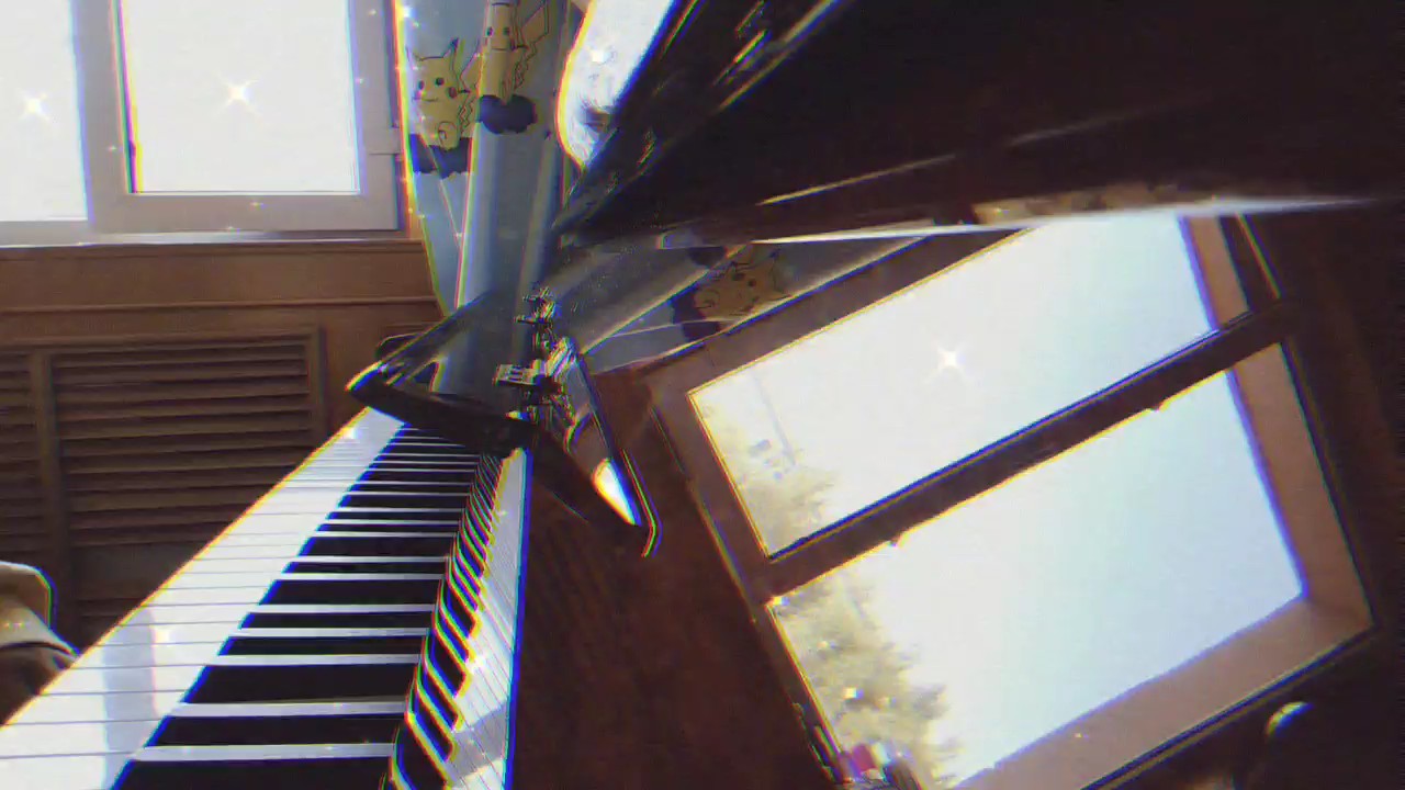 终有人逆光而来 配得上你所有温柔