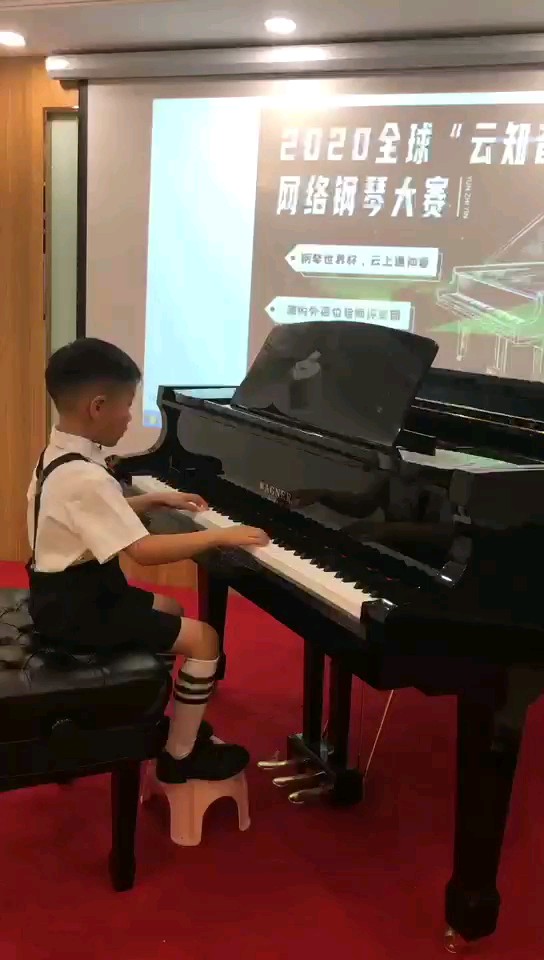 一直在努力，加油！少年！