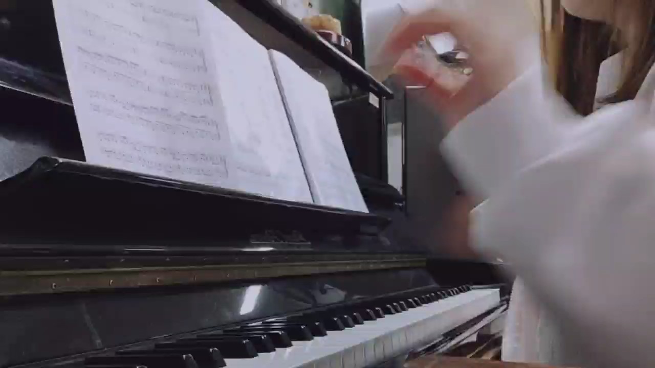 唯美钢琴演奏日漫OST《你的名字＿三叶》演奏视频