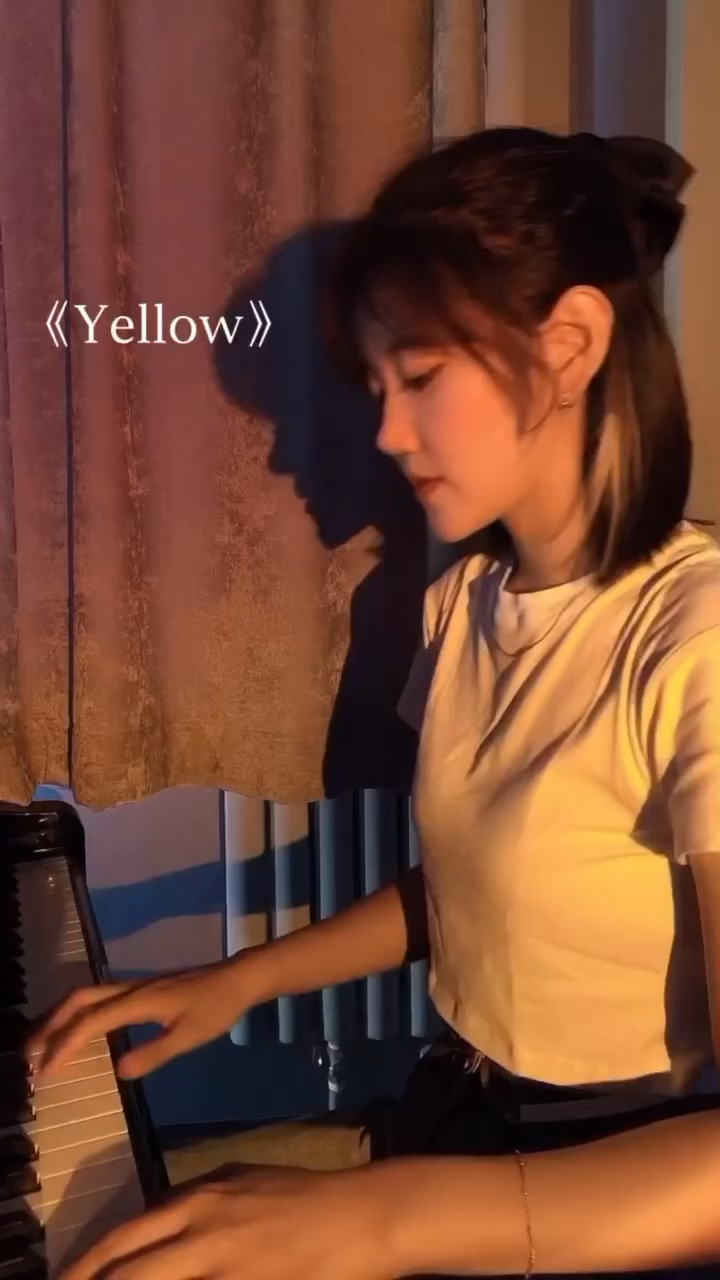 Yellow【C调弹唱附词】泽大大 Coldplay演奏视频