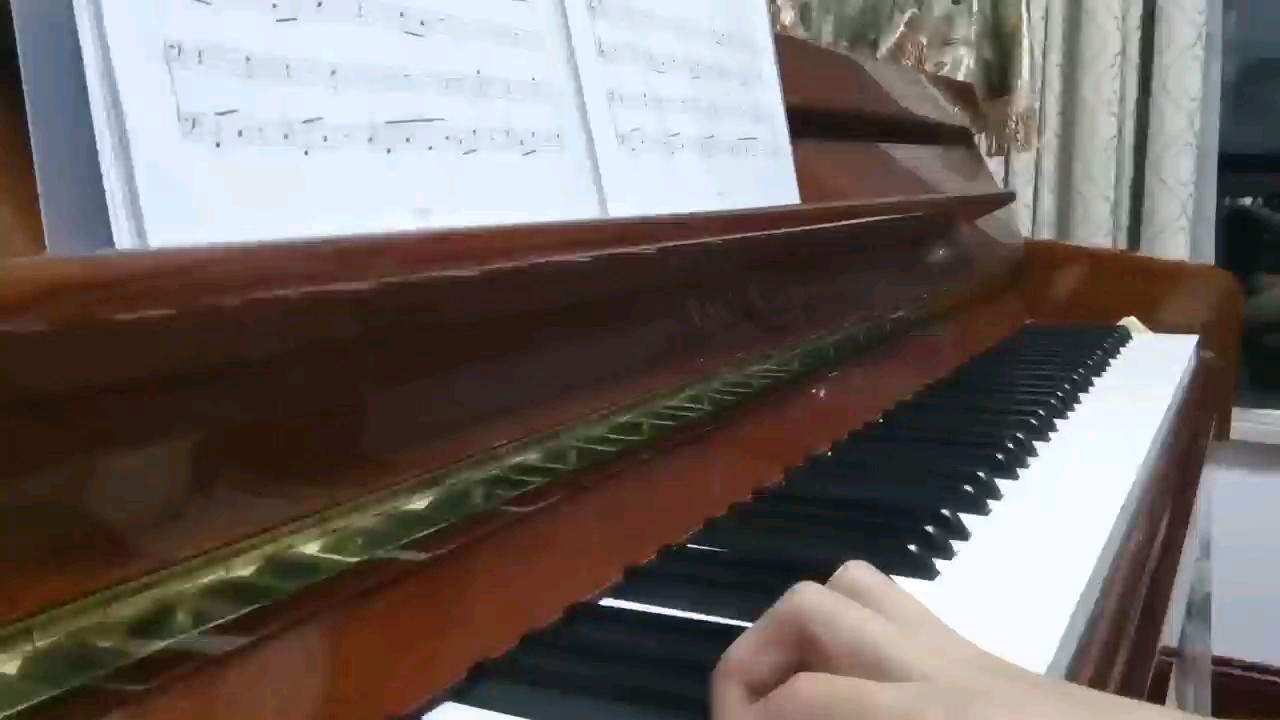 练习1《哈农 钢琴练指法》