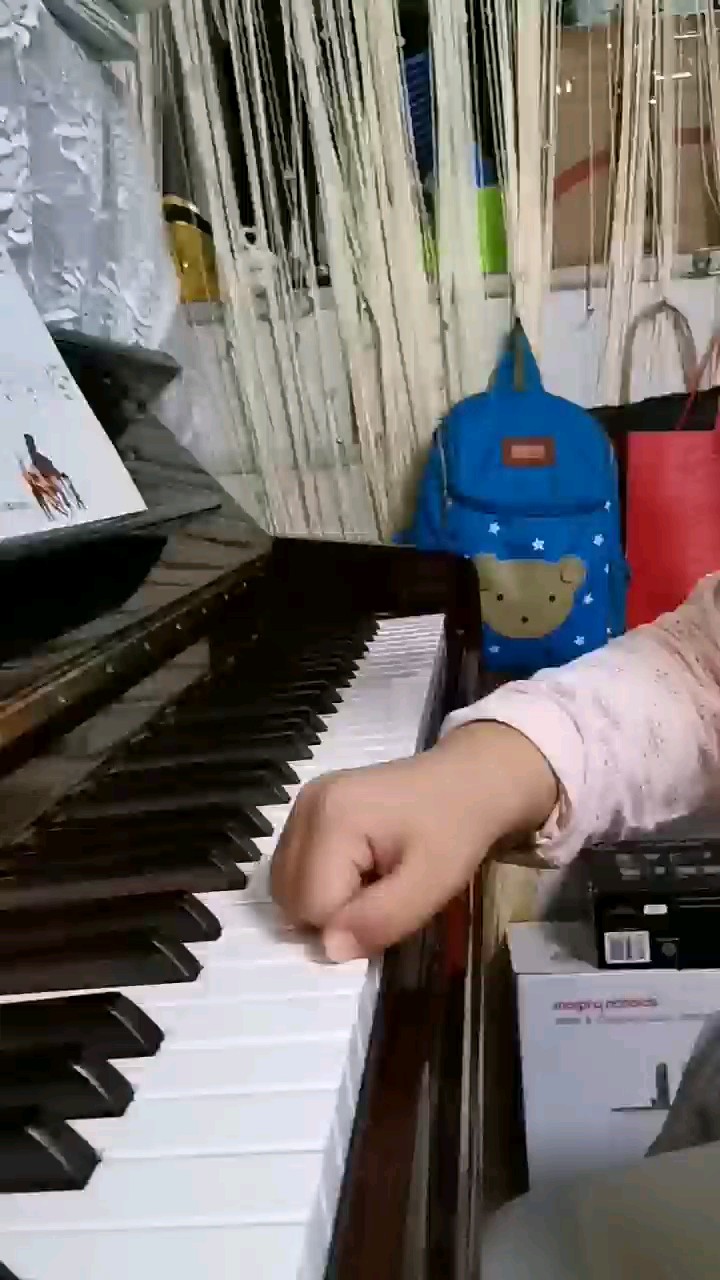 6岁小宝的钢琴课作业21.09.23