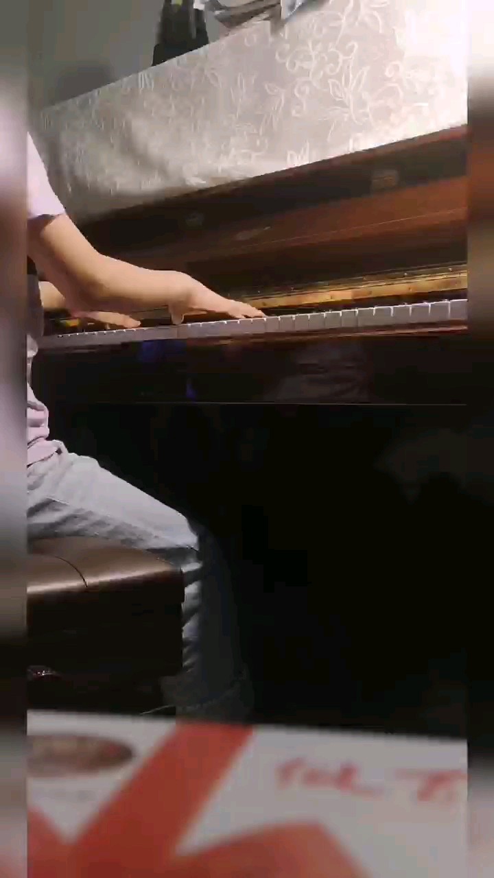 “只有流过血的手指，才能弹出世间的绝响。”