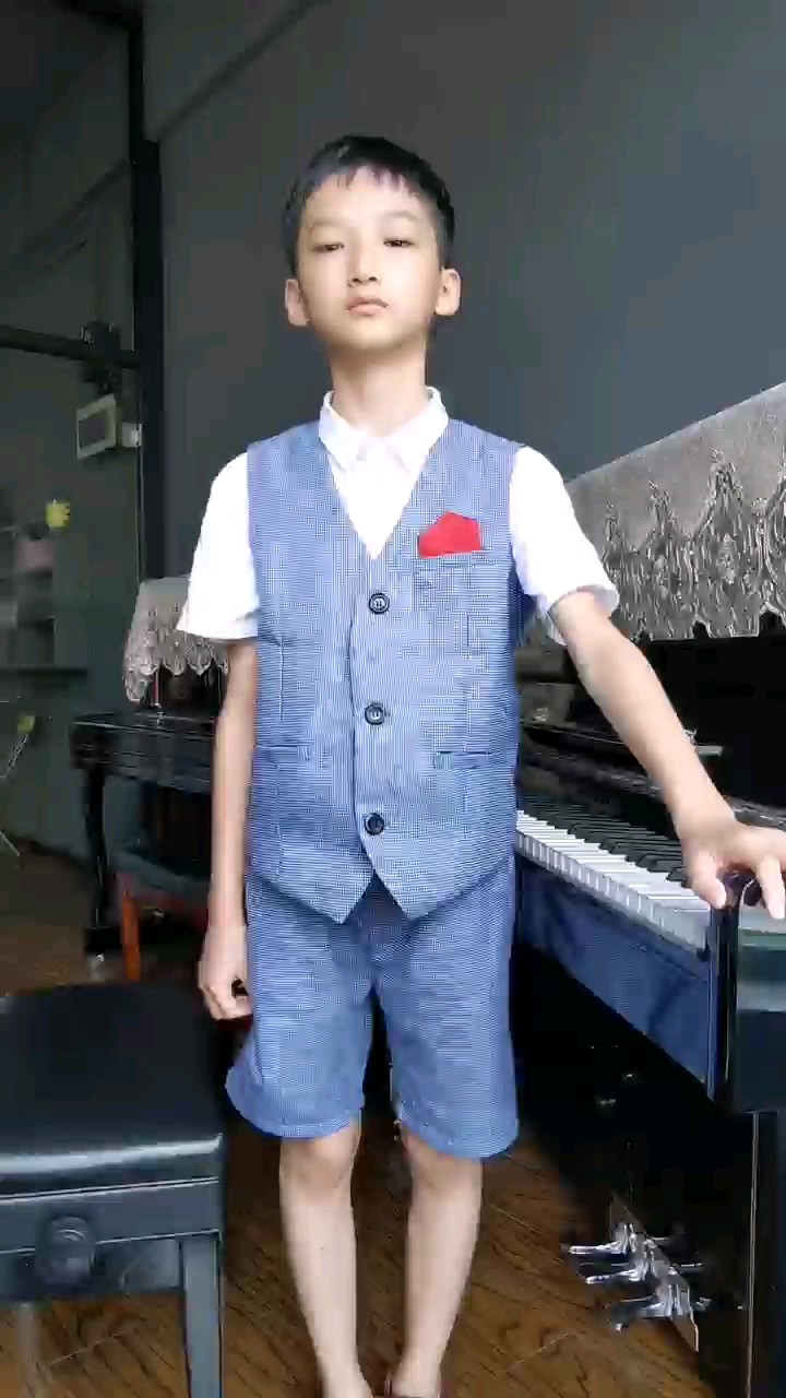 肖邦《辉煌的大圆舞曲》