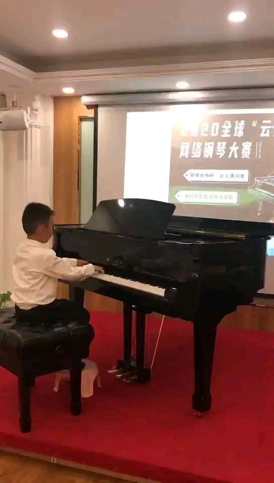 玲儿响叮当