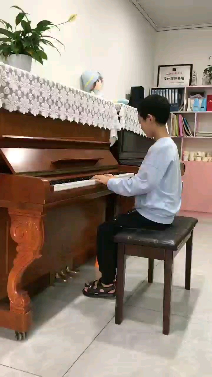 美妙的闹铃声叫我起床