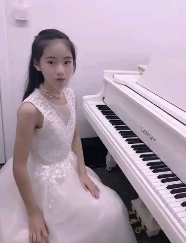 曲名《洋娃娃的梦》