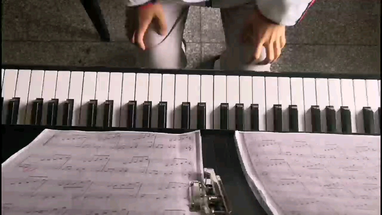 《月亮代表我的心》