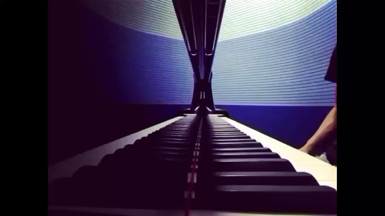 重新上传一遍😂跟大家分享一下，这台是三角雅马哈钢琴