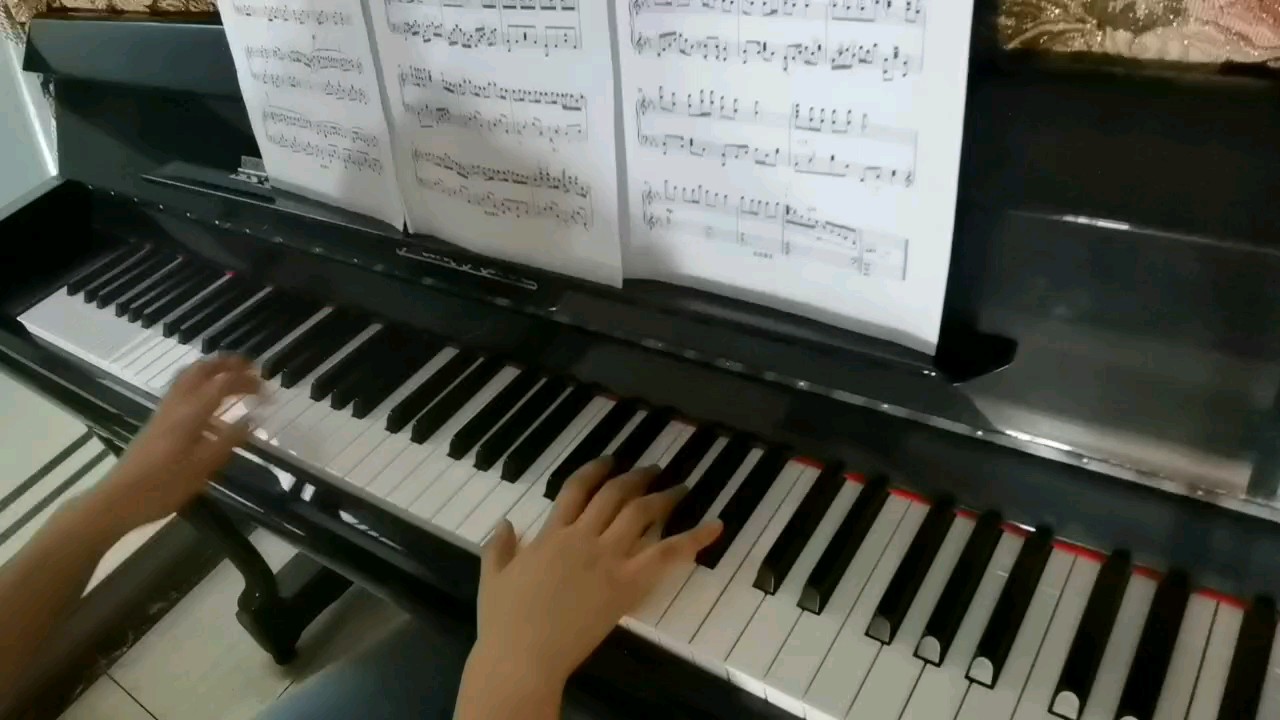 希望琴友们能给点建议，谢谢！！(๑´∀`๑)