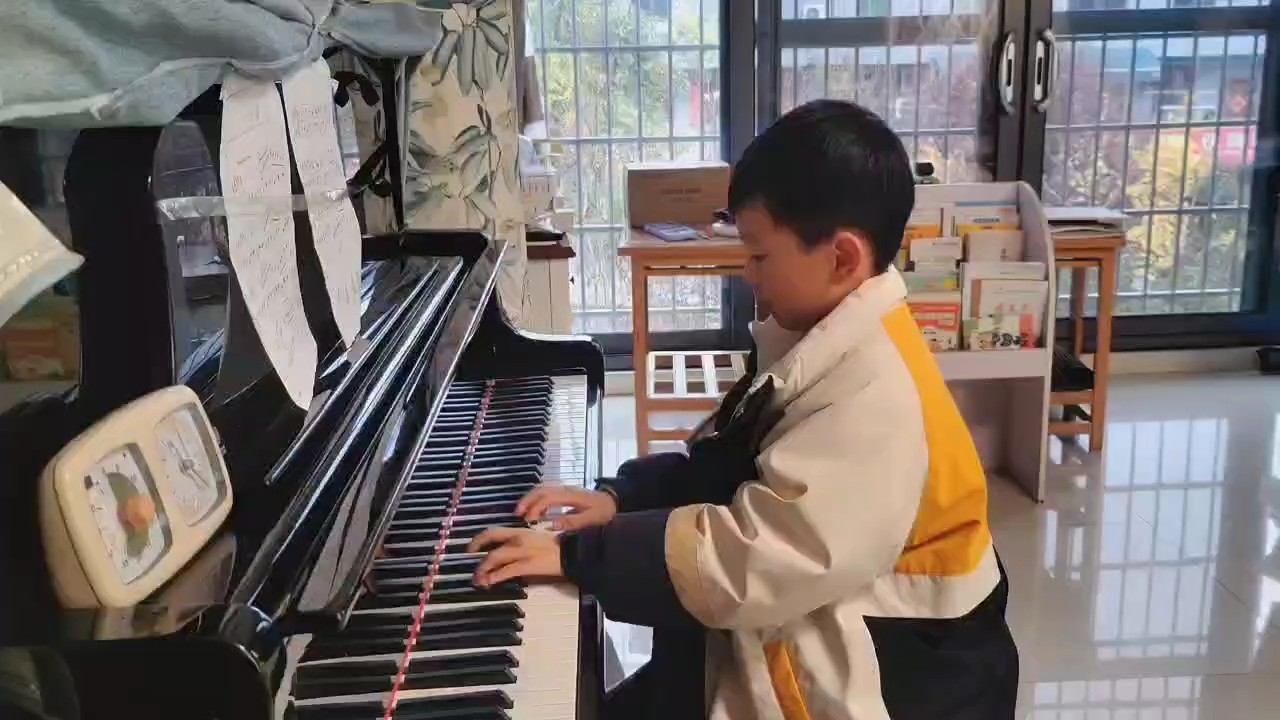 丶