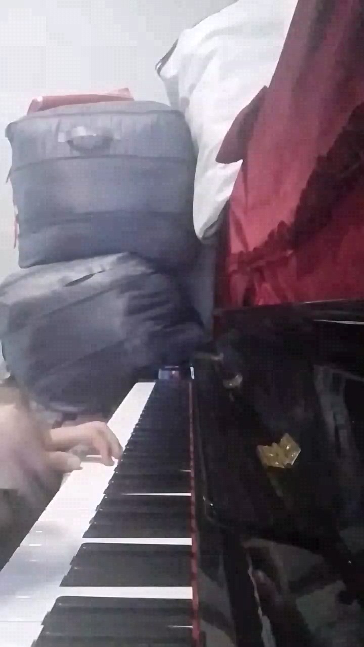《His Theme》(中间有一段手滑了别喷🙏)