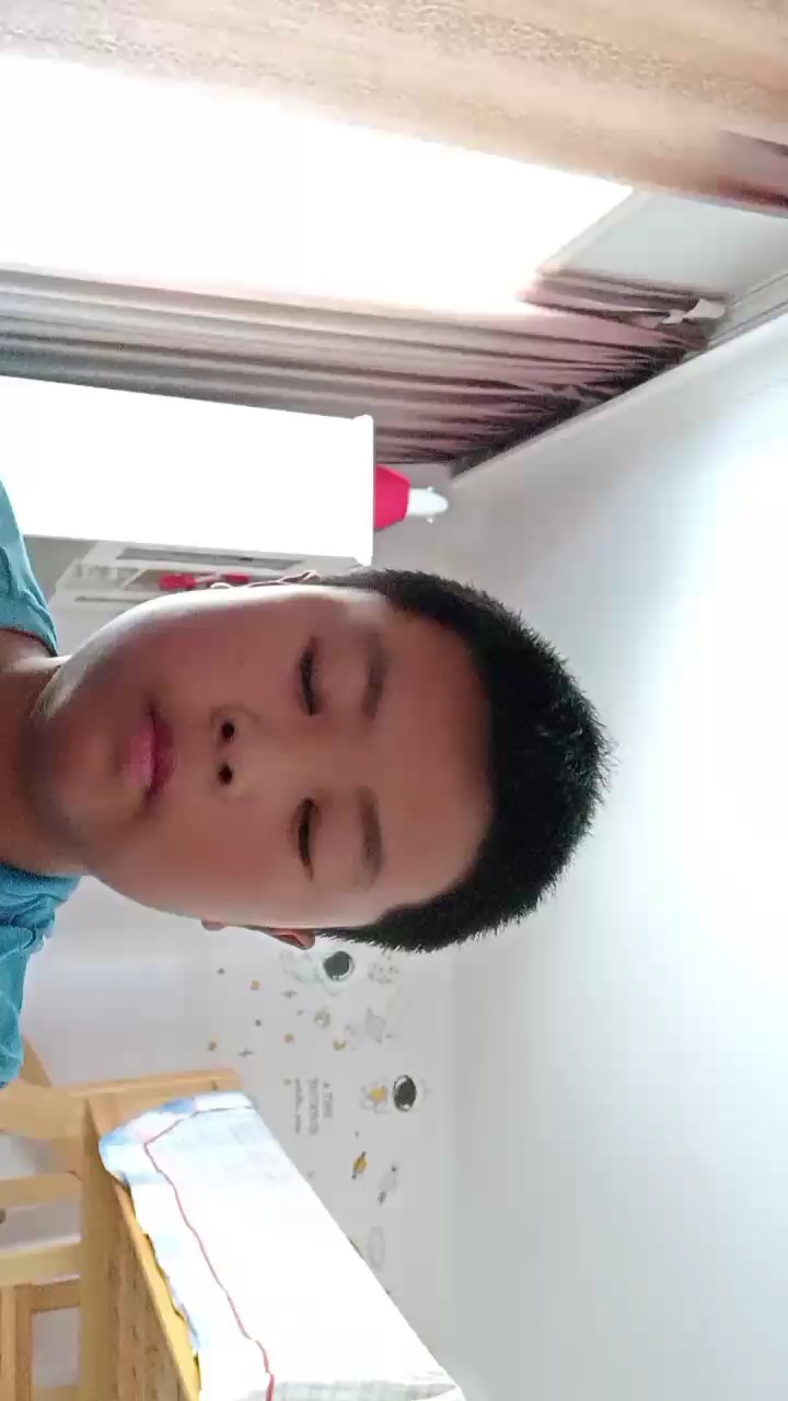 弹的有点不好，勿喷😊😊