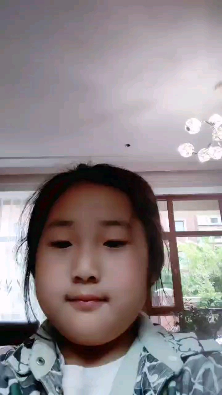 我刚会弹整曲，希望大家理解。谢谢！