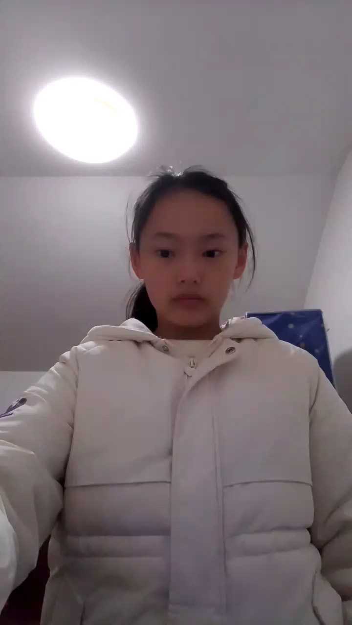 第一次弹，有点儿不太熟悉。