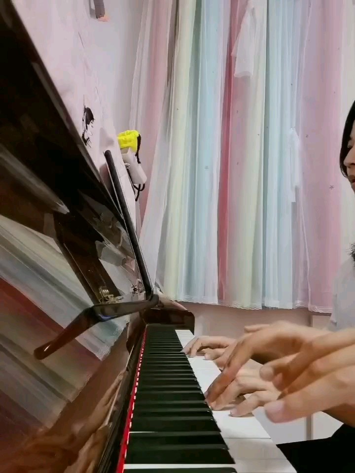 四手联弹
