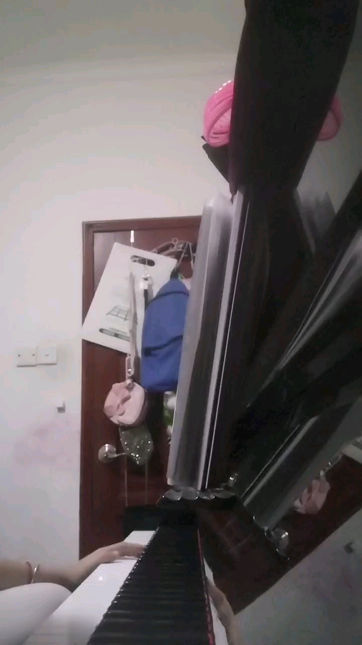 这首歌非常好听，希望大家可以多听