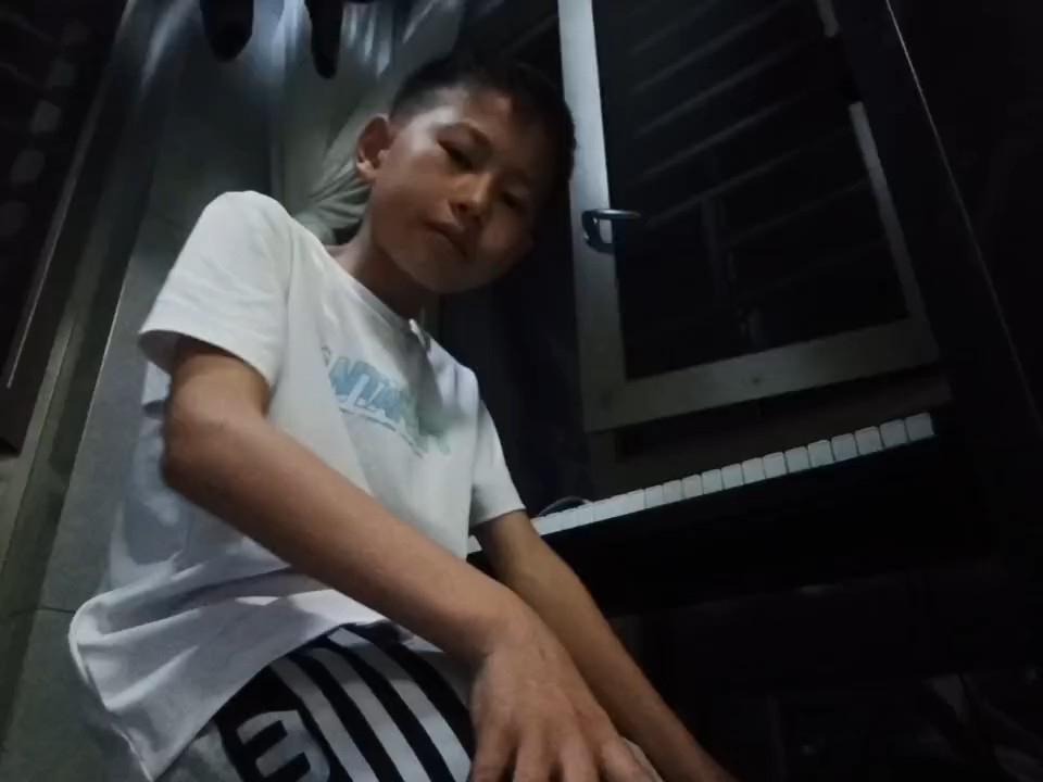 音乐书上的。