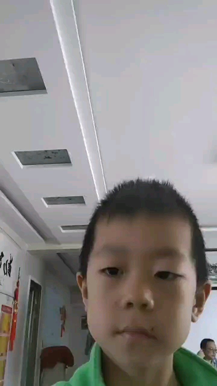 大家鼓励一下我弹的不是很好