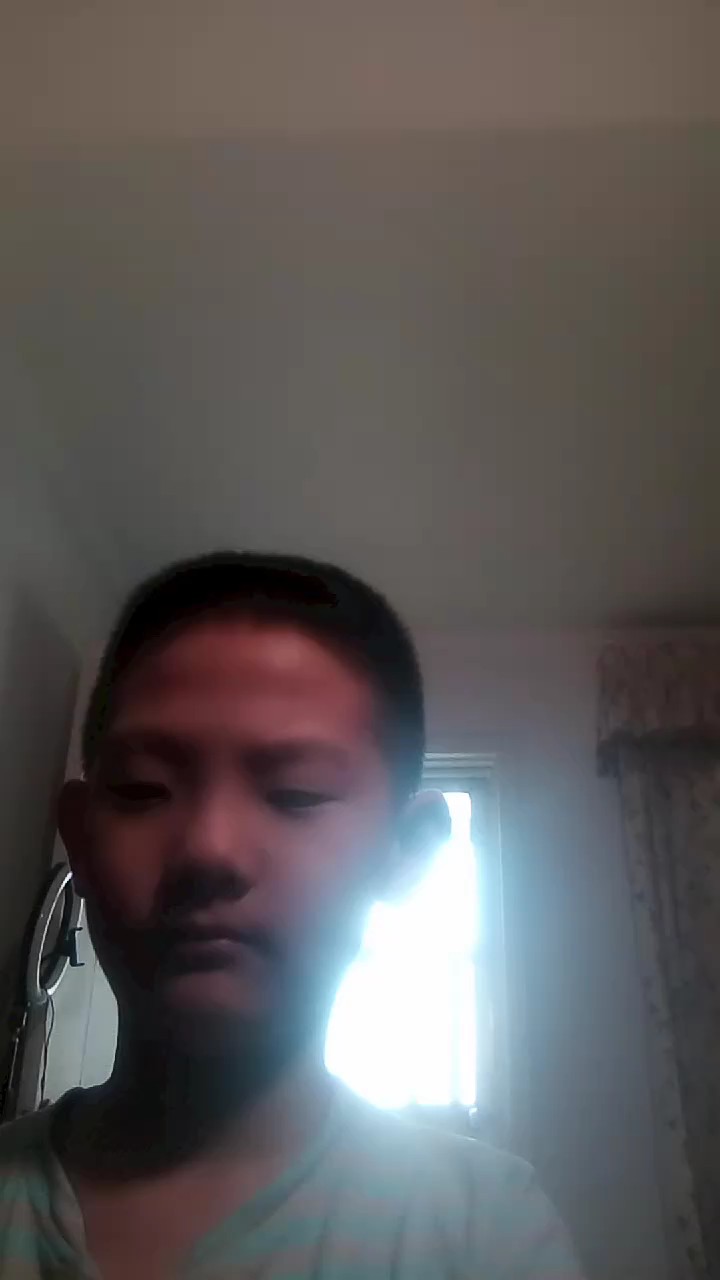 这首《爱的礼赞》非常好听，你们想听什么曲子，我都可以来给你们弹哦。但是我才考四级，我不会把所有的曲子全部弹给你们听，凑合听听吧。😊😊😊