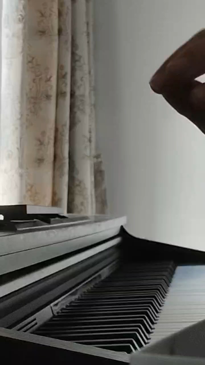 新人第一个作品，蒲公英的约定超高音质，贴合原版