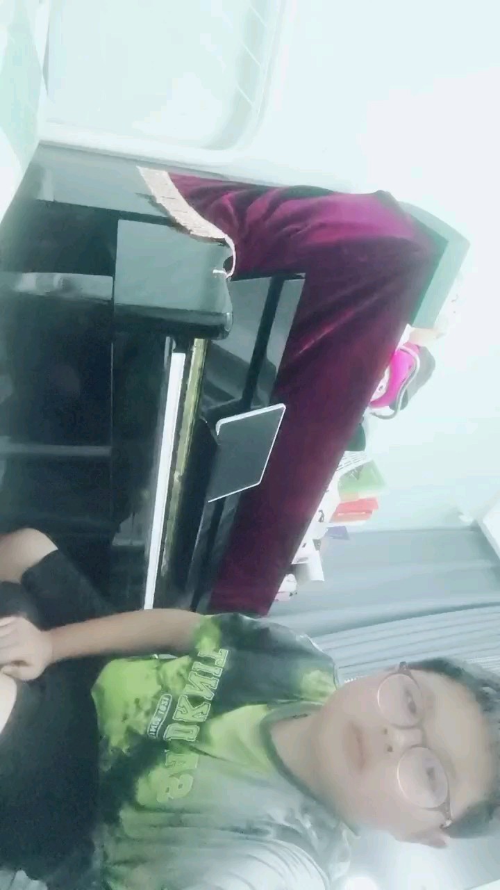 第一次拍视频，还没学完。请多指导，不喜勿喷，不喜勿喷，谢谢！