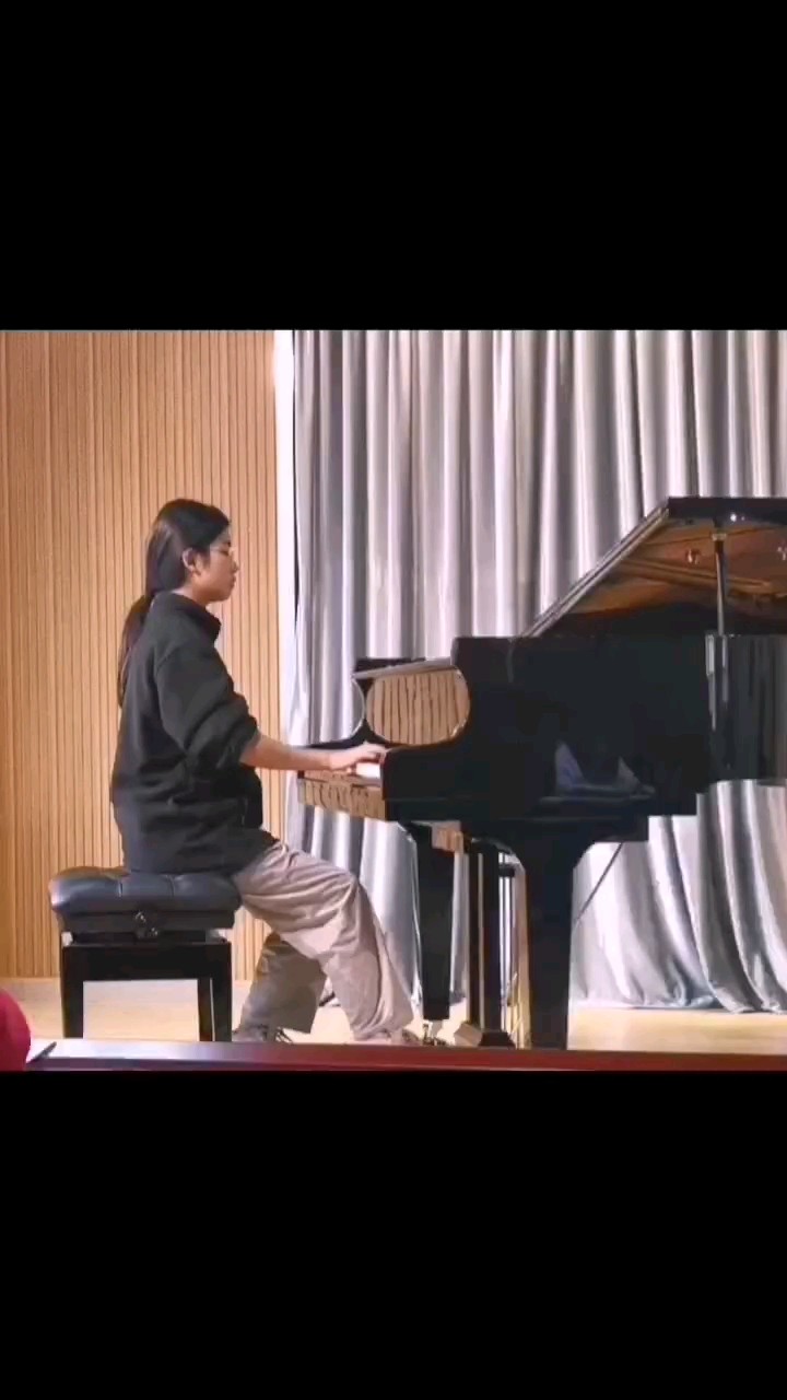 还要苦练一百遍