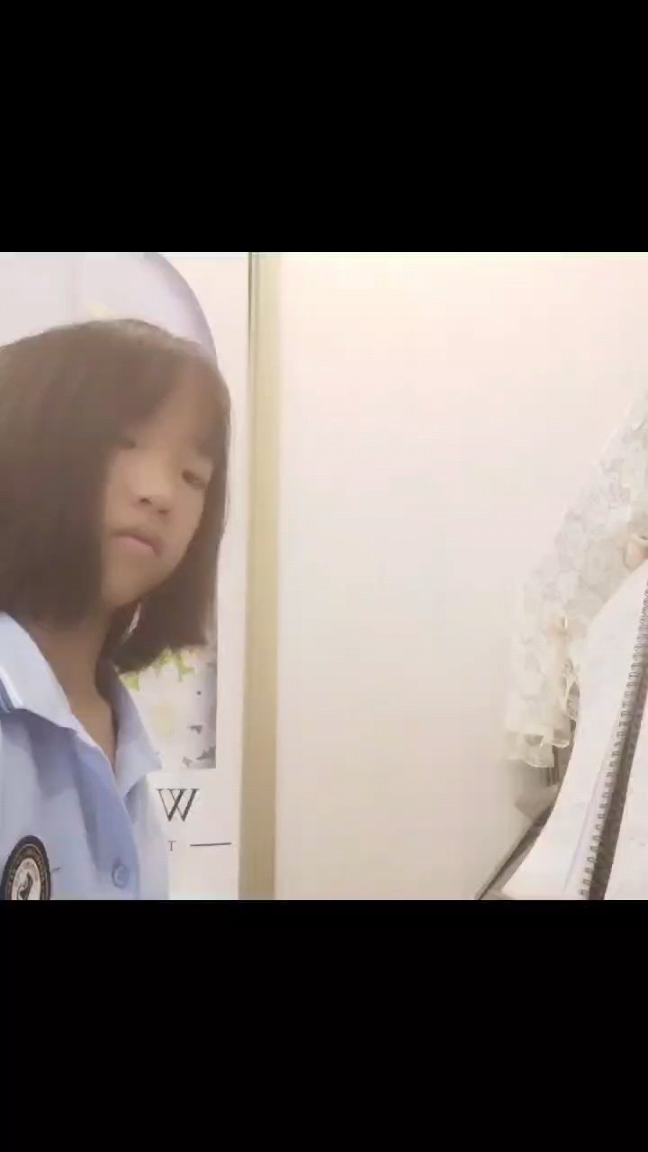 只弹了一页，以力竭（有点卡）