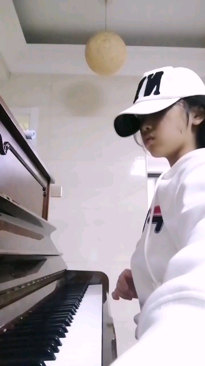 只弹了一点点，请多指教