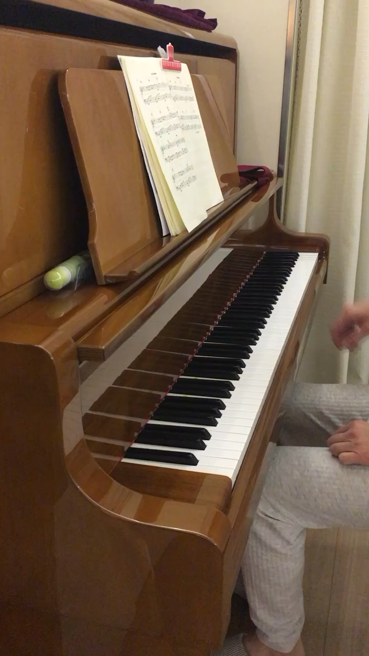 崔松老师的钢琴改编曲《初雪》，成人钢琴班零基础最后一曲。
