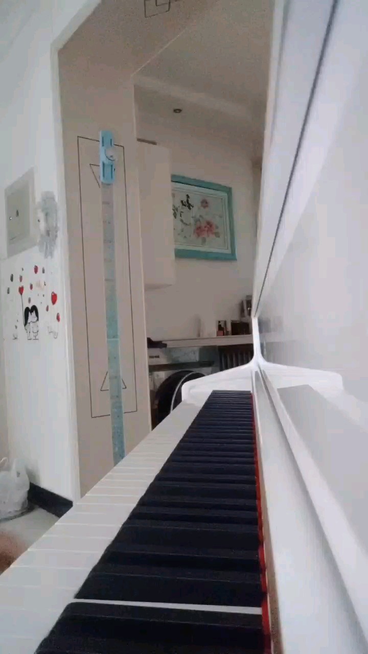 只学会了右手的一点点  凑合着看吧