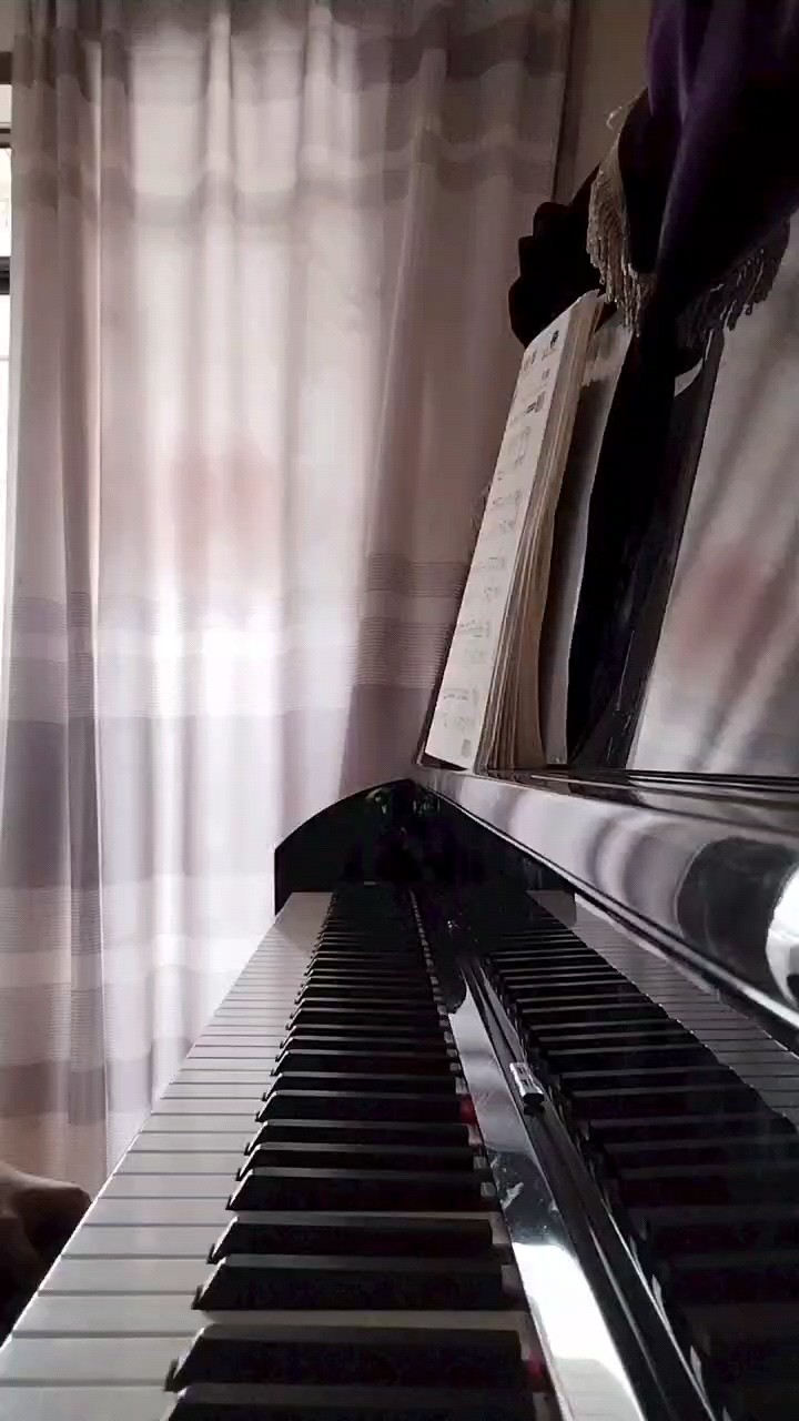 第一次录视频，弹的不好，有错音，不喜勿喷