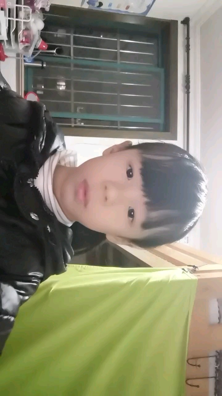 弹的有点不好，有点不完整，大家不喜欢，请不要喷我，谢谢大家聆听~
