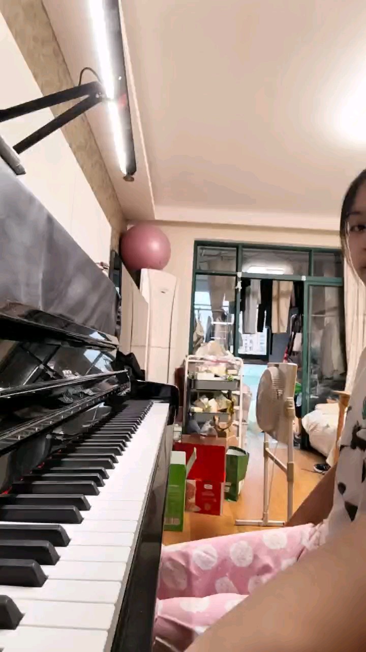 随手一弹，嘻嘻😁