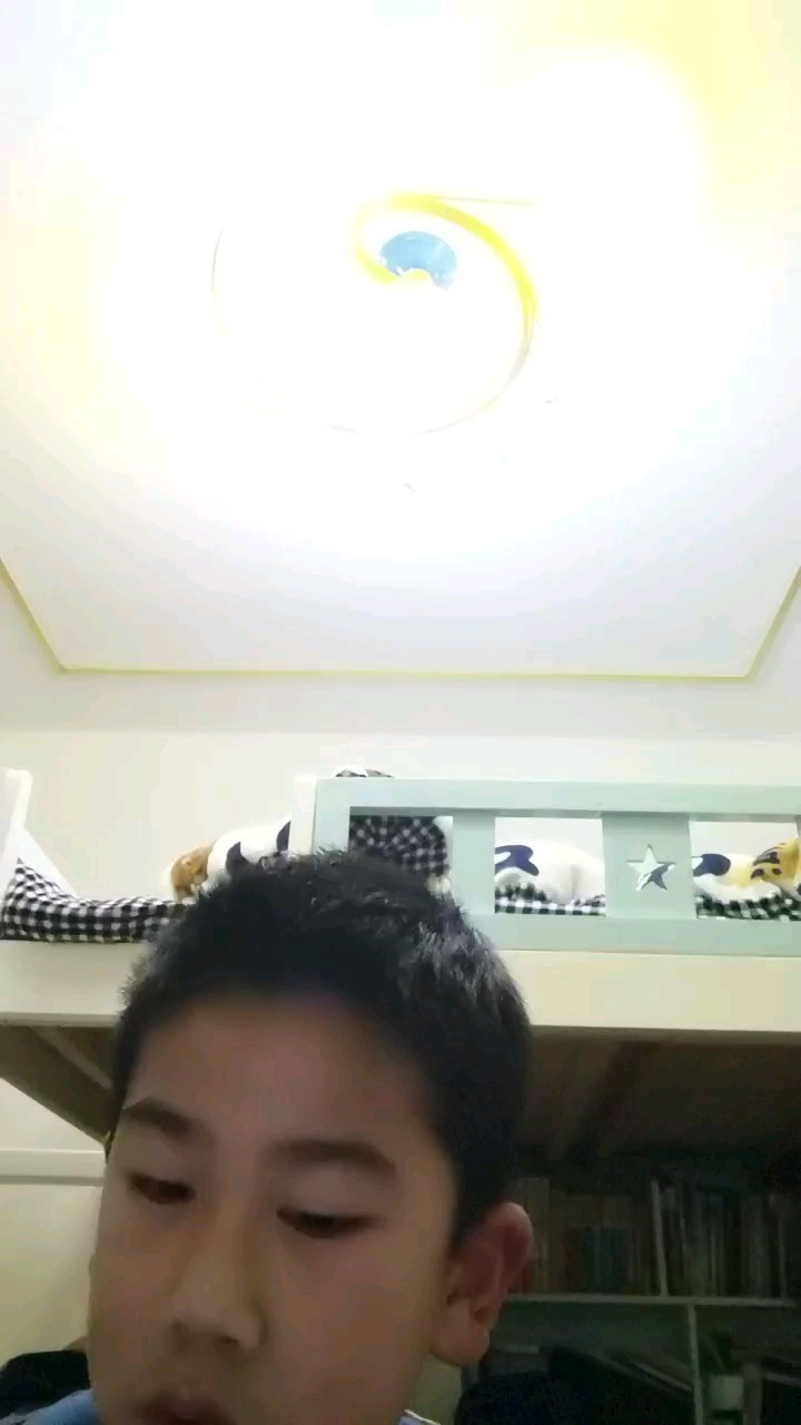 管那个马牛逼弟弟在我谈的时候，我去他娘的去他娘的来打扰我来打扰我