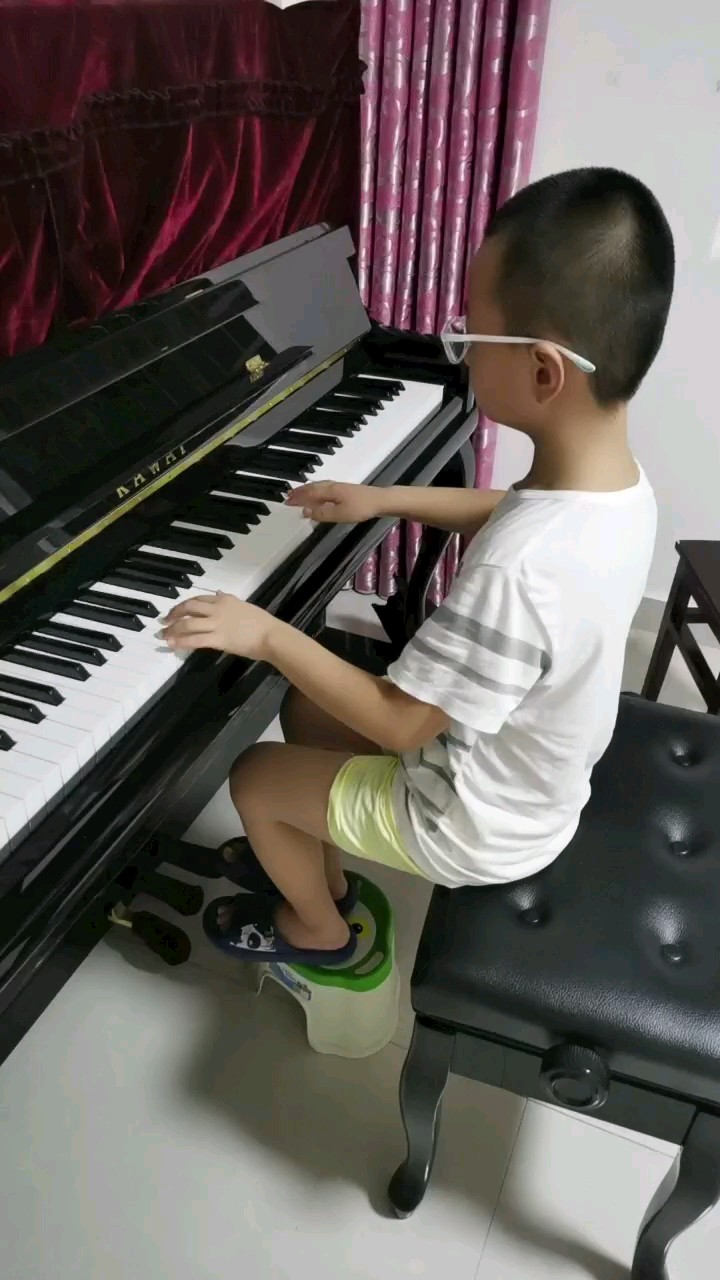 学会手指移动，快乐享受音乐🎶