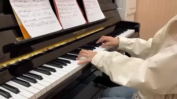 风吹起，吹走了什么呢…？