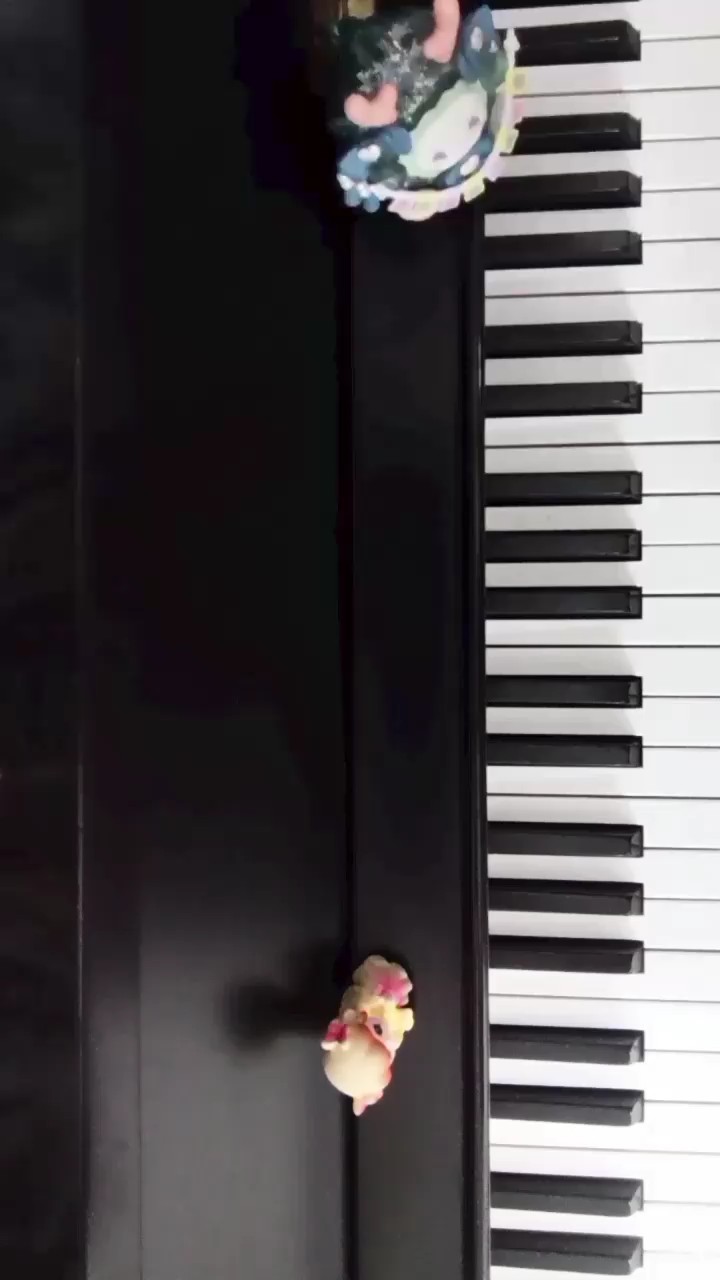 前面第一段是练手的。后面第二段是进阶版，因为这是自己找角度拍的，所以有点糊